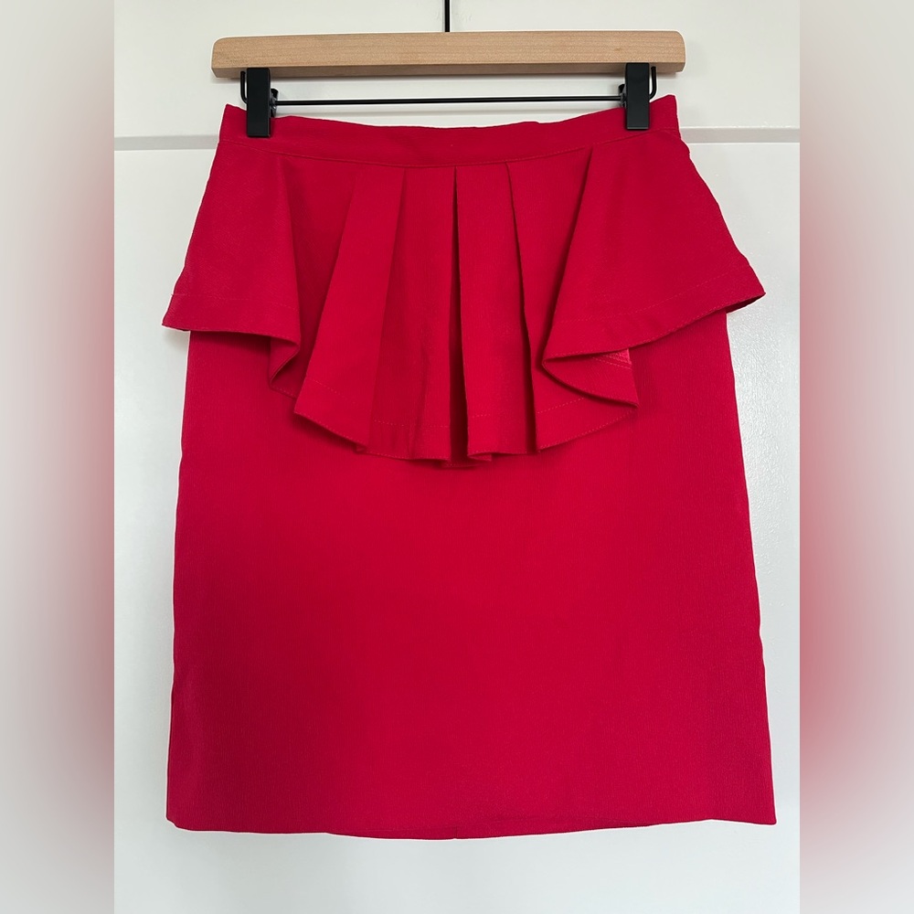 Nicole Miller Artelier Red Ruffle Skirt (Size 4, NWT)